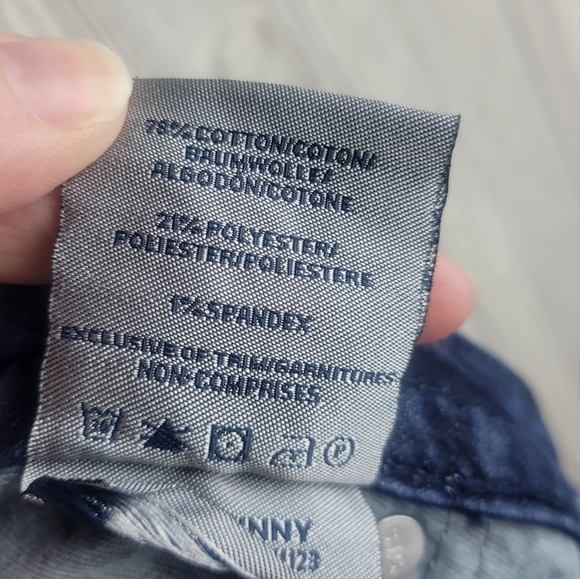 Silver Jeans - Picture 6 of 6